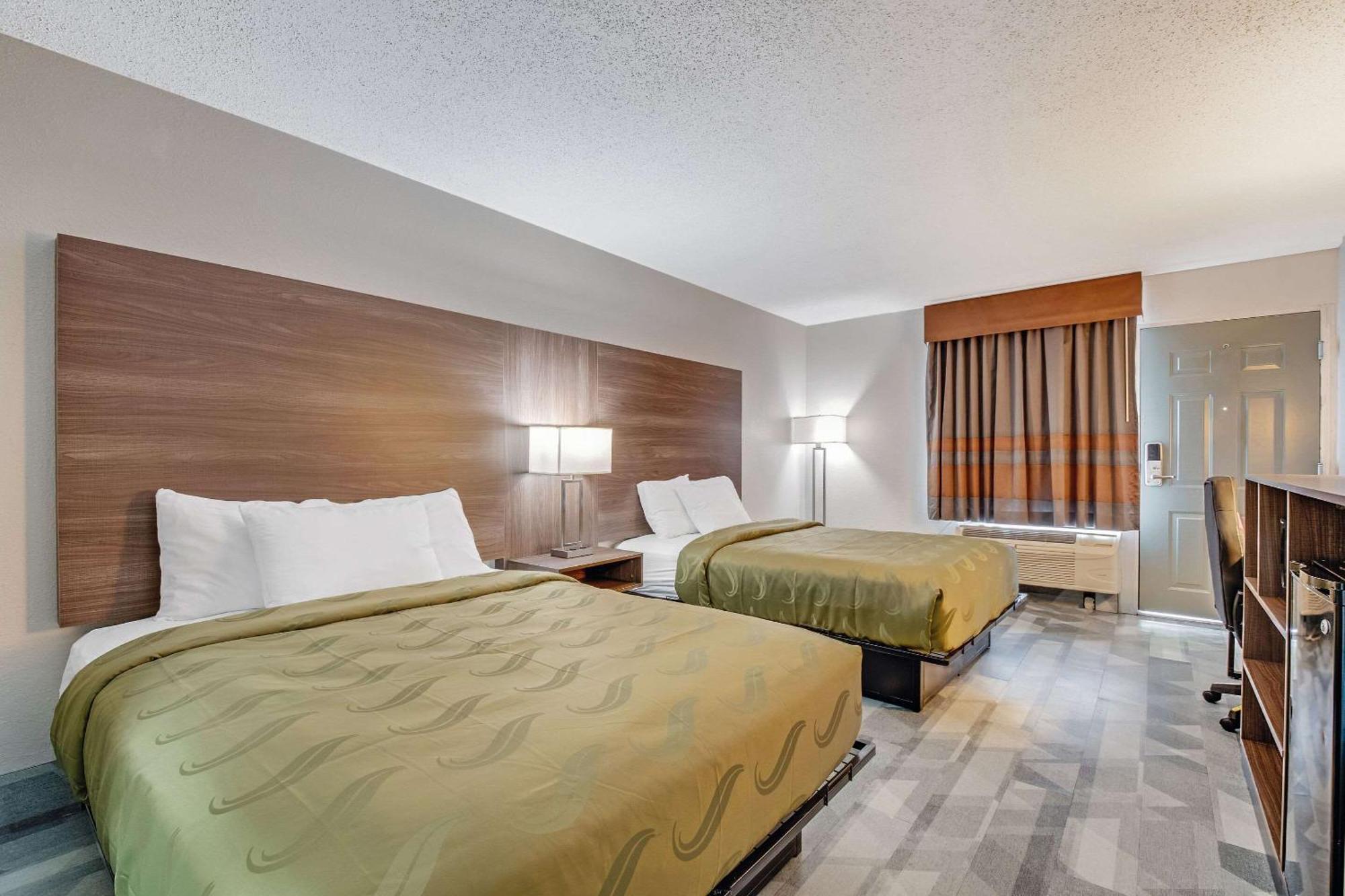 Quality Inn Dalton Eksteriør billede