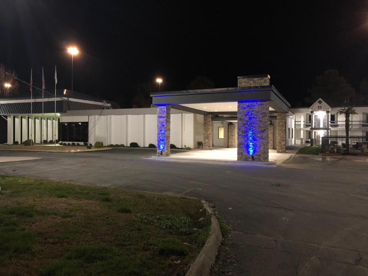 Quality Inn Dalton Eksteriør billede